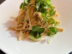 芹菜苗拌腐竹-旺顺阁·北京菜·烤鸭(大望路店)