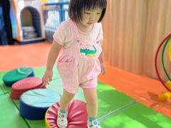 -小门牙好性格托育(北外滩中心)