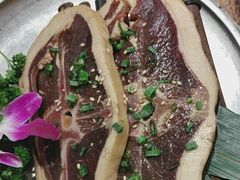 -明洞阿姨·韩式酱蟹烤肉·创意料理(三元桥店)