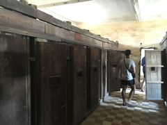 -吐斯廉屠杀博物馆