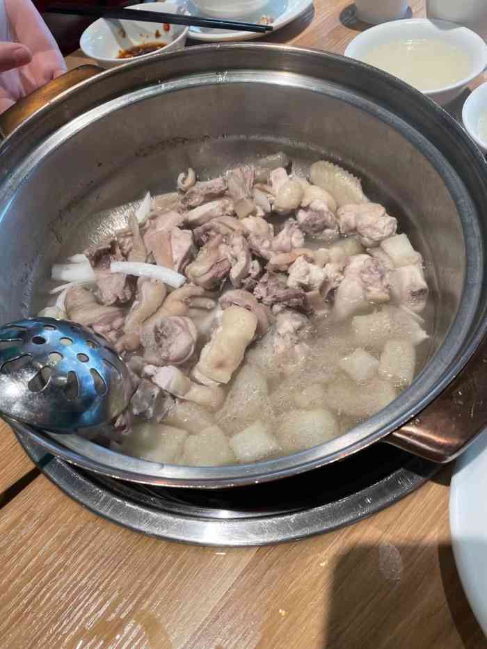 常润椰子鸡(halo广场店"halo广场二期椰子鸡团购的四人餐,份.