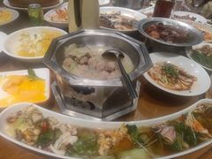 -赶海部落海鲜城(海阳路店)