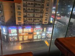 -城墙拐拐火锅(三峡广场黑金冠店)