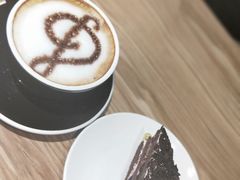 -藏猫猫咖啡主题馆(中央大道店)