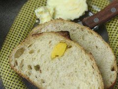 -VERIE BAKEHOUSE