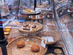 -巴黎贝甜(大宁国际商业广场店)