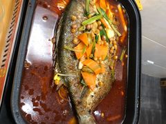 眉公鱼烤鱼-胡子烧烤&徐州菜馆(华山路店)