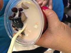 -八婆婆烧仙草(曾厝垵店)