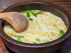 -良米山·云南野生菌过桥米线(上海首店)