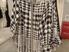 -H&M(鹏欣水游城店)