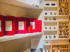 -LADY FAFA(巨鹿路陕西南路路口店)