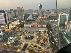 -Hi City·城市之巅