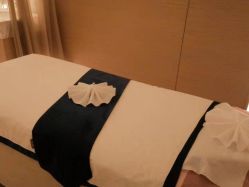 -苑苑vbeauty科技美容SPA