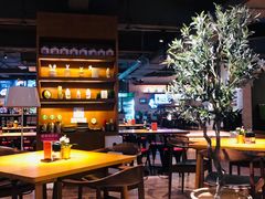 大堂-JINNS锦时 steak&pizza(浸信会礼拜堂旧址店)