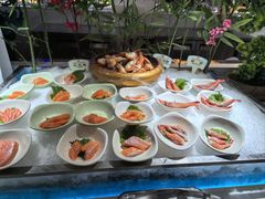 -腾阁自助餐厅(朝林广场店)