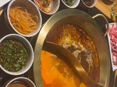 -顶顶汤火牛排火锅·经典铜锅涮肉