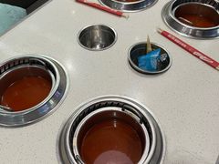 -龍歌自助小火锅(市南金茂湾店)