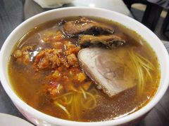 焖蹄辣肉鲍鱼面-德兴馆(山西南路店)