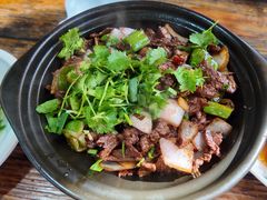 生炒水牛肉-小小饭店·休闲农庄·安吉松树林里的农家菜