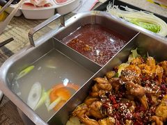 -鸡遇虾煲干锅火锅(小寨金莎店)