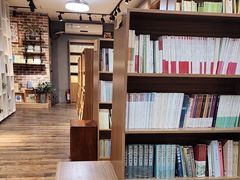 -晓风书屋(大学路店)