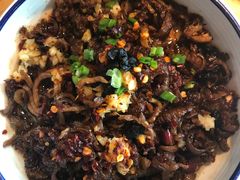 茶油蒸腊肠-坛宗剁椒鱼头(河西王府井店)