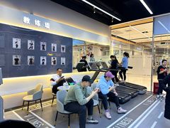 -VLines耀能运动24小时·月付制健身(京广桥店)