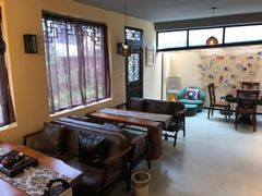 -小草屋轰趴馆别墅派对新场团建家庭聚会