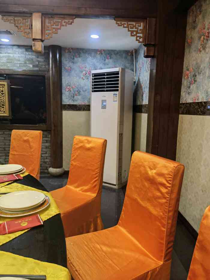 石湖大酒店(桐泾店)-"假期去了石湖大酒店吃饭,算是苏州比较老的.