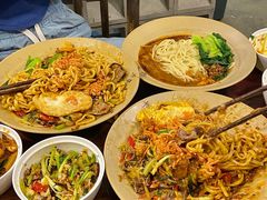 -方铲铲·成都板凳面(滨江银泰店)