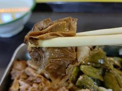 -贾丽老饭盒(奥莱店)