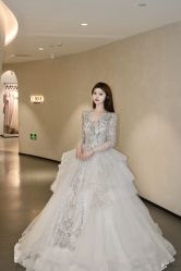 -城市花园婚纱摄影