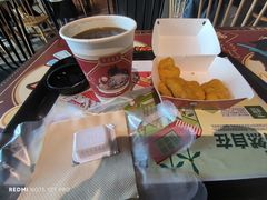 -肯德基(湾畔店)