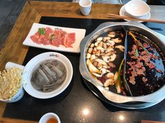 -纸盐河码头火锅(十八梯店)