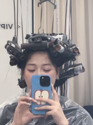 -SWANK SALON