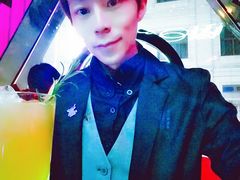 -MOSSO音乐酒吧·Live House(南京西路店)
