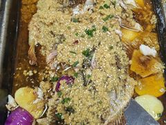 -宏兴烤鱼山庄(宣恩总店)