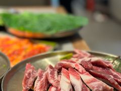 -草家酱蟹炭火烤肉店(珲春南路一店)