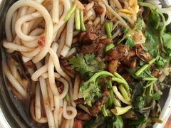 -灵山卢梅燕粉店