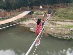 -梅岭月亮湾山体公园