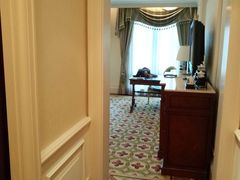 -广州富力丽思卡尔顿酒店