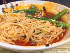 -沉香牛肉面