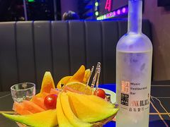 -粉墨特色菜·烧烤音乐酒馆