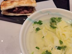 -高玛纳驴肉火烧(一世界店)