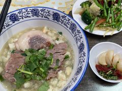 -一间楼牛羊肉泡馍馆(东一路店)