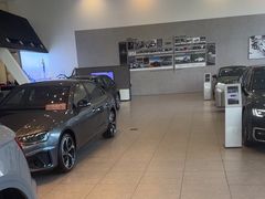 -上海永达奥诚奥迪4S店(申江路店)
