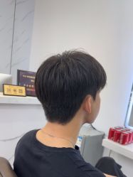 -尤司男士国潮理发馆