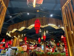 -老滇山寨•云南特色菜•地方菜•民族风情歌舞表演(金碧店)