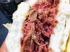 腊牛肉夹馍-邢老三肉丸糊辣汤(西安总店)
