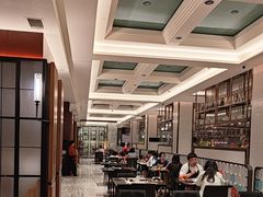 -东方红海鲜百汇(国际大厦店)